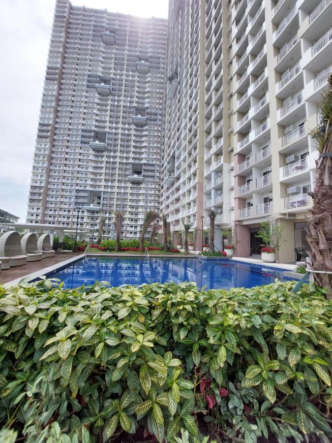 Infina Towers Project 4 Aurora Boulevard Quezon City Manila Bagian luar foto